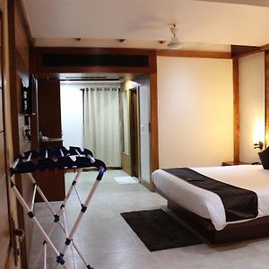 Executive Queen Room